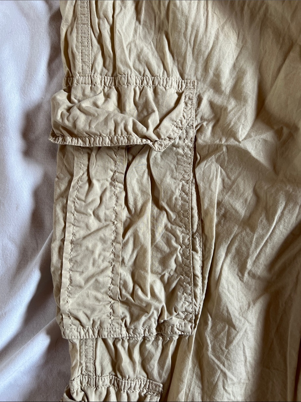 aerie Women's Cargo Pants in Khaki - Picture 5 of 10